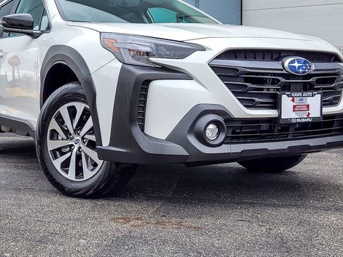 Certified 2025 Subaru Outback Premium w/ Popular Package #1A image 2