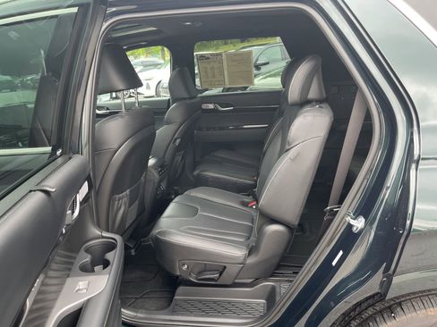 Used 2025 Hyundai Palisade Calligraphy FWD image 31