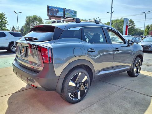 New 2026 Nissan Kicks SR w/ Cold Weather Package image 9