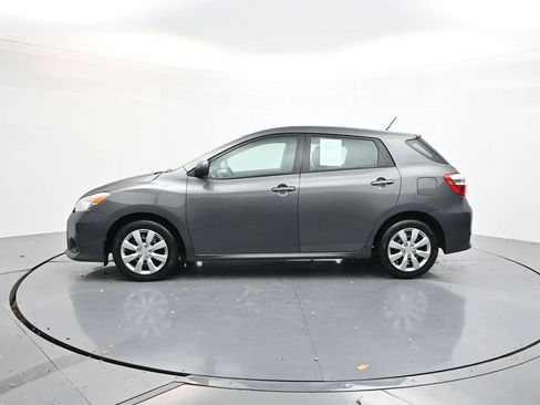 Used 2013 Toyota Matrix L image 4