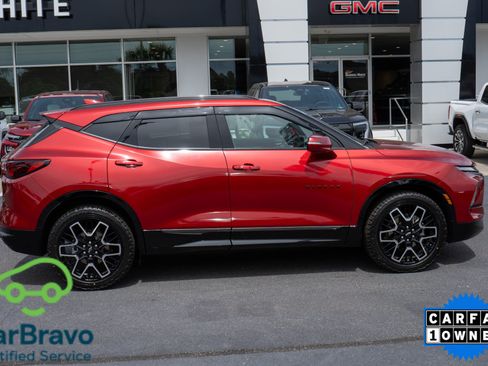 Used 2023 Chevrolet Blazer RS FWD image 2