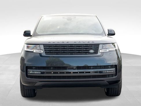 New 2025 Land Rover Range Rover SE image 2