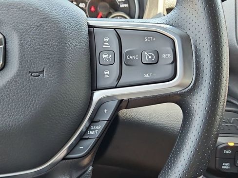 New 2025 RAM 2500 Tradesman AWD/4WD image 16