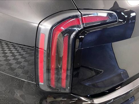 Used 2024 Kia Telluride EX X-Line AWD/4WD image 22