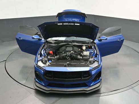 Used 2024 Ford Mustang GT RWD image 40