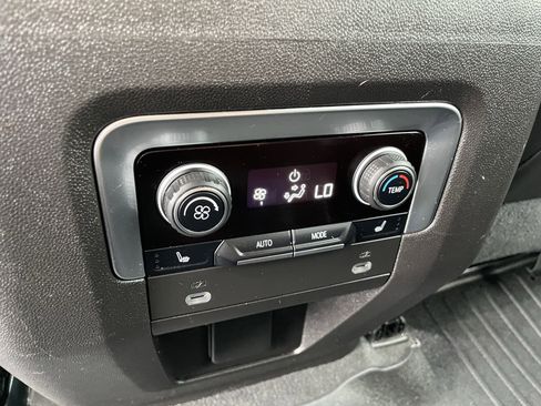 Used 2021 Chevrolet Tahoe RST w/ Luxury Package image 28