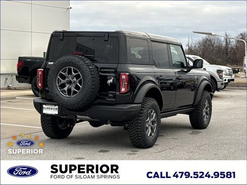 New 2025 Ford Bronco Badlands image 3