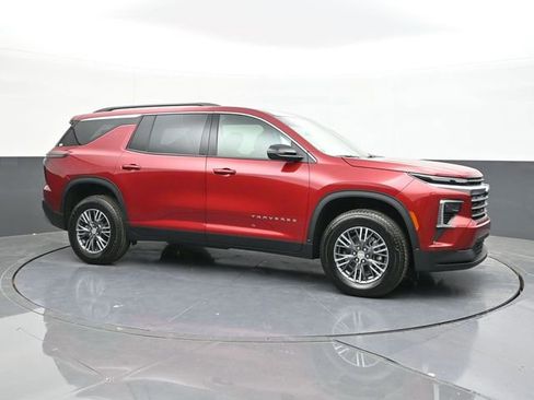 New 2026 Chevrolet Traverse LT image 18