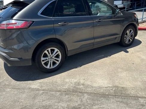 Used 2020 Ford Edge SEL w/ Convenience Package FWD image 4