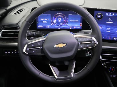 New 2027 Chevrolet Traverse LT w/ Driver Confidence Package