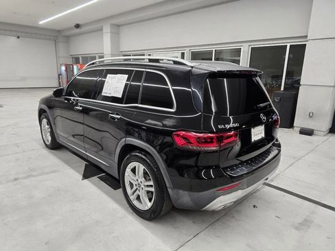 Used 2021 Mercedes-Benz GLB 250 image 4