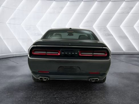 Used 2021 Dodge Challenger SXT RWD image 5