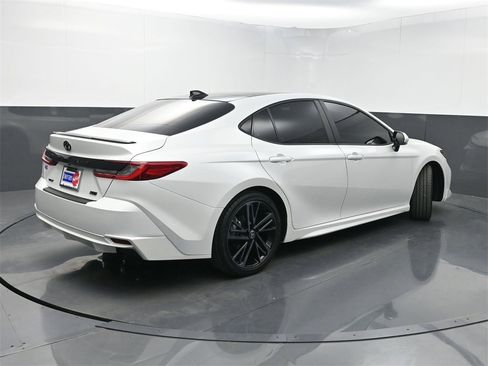 Used 2025 Toyota Camry XSE image 23