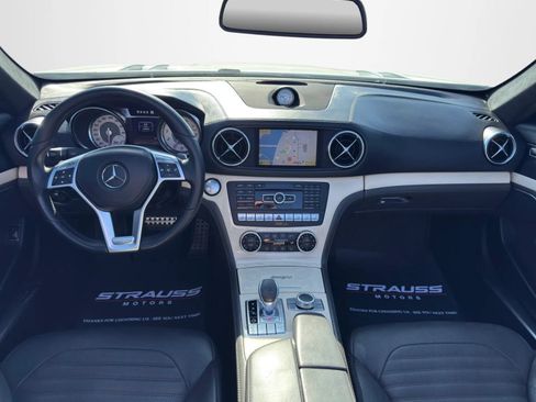 Used 2013 Mercedes-Benz SL 550 w/ Premium Pkg image 14