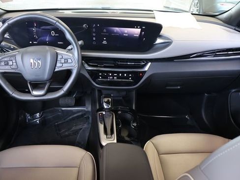 Used 2024 Buick Envista Sport Touring FWD image 18
