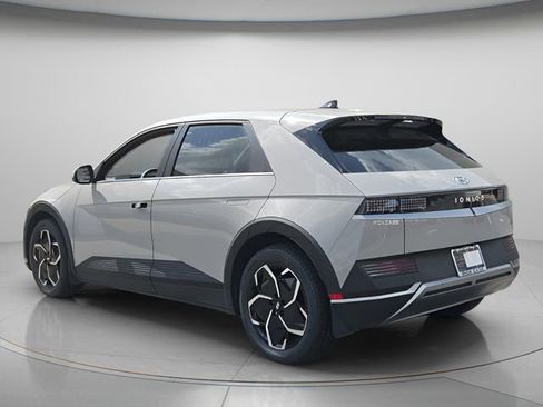 Certified 2024 Hyundai Ioniq 5 SEL image 6