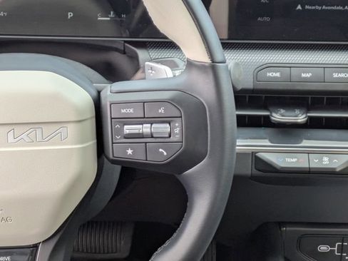 Certified 2025 Kia K4 GT-Line w/ GT-Line Premium Package FWD image 21