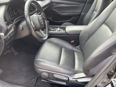 Used 2024 MAZDA MAZDA3 s FWD image 9