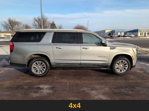 Used 2025 GMC Yukon XL Denali image 8