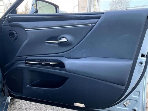 Used 2023 Lexus ES 350 image 24