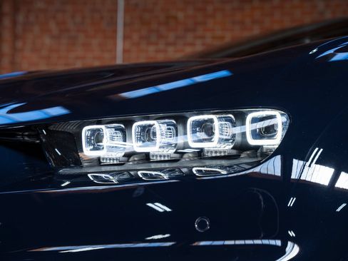 Used 2023 Bugatti Chiron AWD/4WD image 26