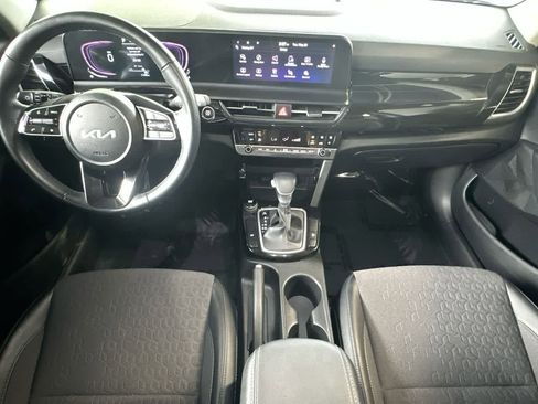 Used 2025 Kia Seltos S FWD image 24