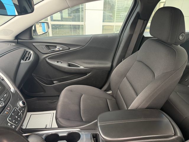 Used 2025 Chevrolet Malibu LT FWD image 18