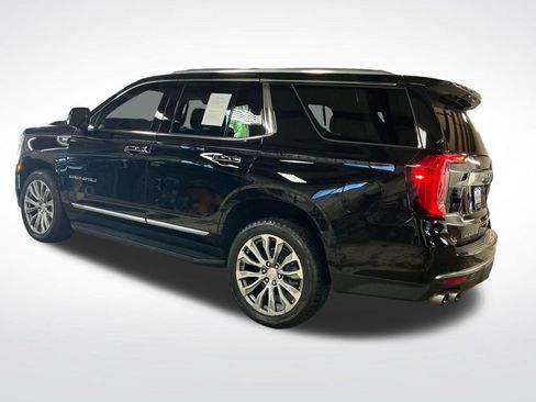 Used 2021 GMC Yukon Denali AWD/4WD image 3