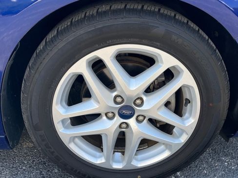 Used 2016 Ford Fusion SE FWD image 24