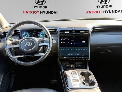 Used 2022 Hyundai Tucson Limited w/ Cargo Package AWD/4WD image 10