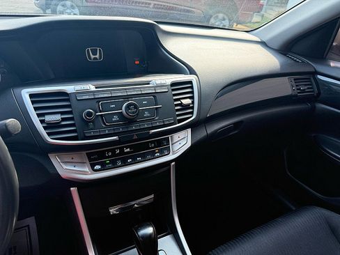 Used 2014 Honda Accord Sport image 21