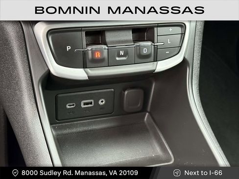 Used 2022 GMC Terrain SLE w/ Driver Convenience Package image 21