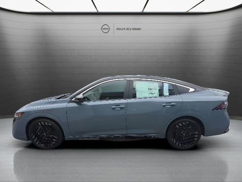 New 2026 Nissan Sentra SR FWD image 8