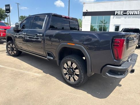 Used 2024 GMC Sierra 2500 Denali w/ Denali Reserve Package AWD/4WD image 3