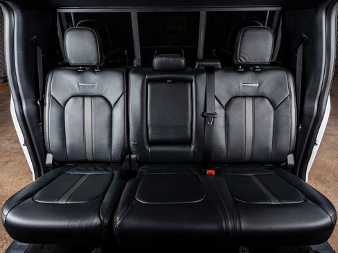 Used 2022 Ford F350 Platinum image 34