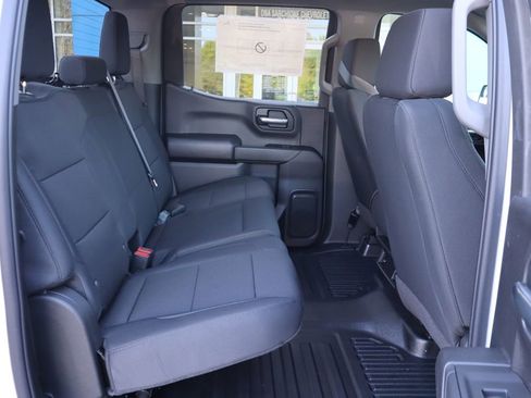 Used 2026 Chevrolet Silverado 1500 W/T w/ WT Value Package AWD/4WD image 15