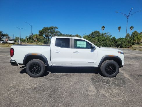 New 2026 GMC Canyon Elevation w/ Convenience Package image 4