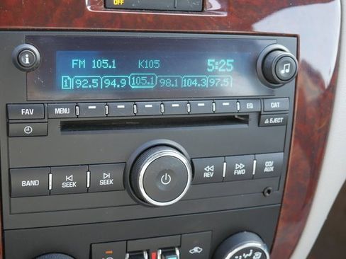 Used 2009 Chevrolet Impala LT image 16