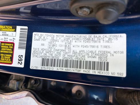 Used 2015 Toyota Tacoma 4x4 Double Cab w/ SR5 Package image 31