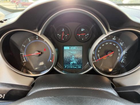 Used 2013 Chevrolet Cruze LT image 20
