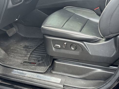 Used 2022 Cadillac Escalade Sport image 16