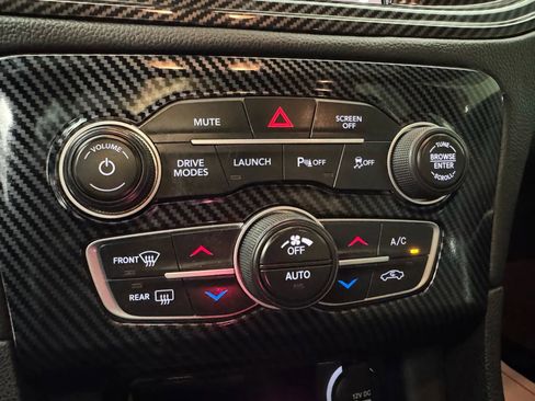 Used 2022 Dodge Charger Scat Pack w/ Navigation & Travel Group image 24