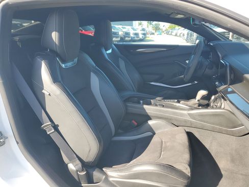 Used 2022 Chevrolet Camaro SS image 17
