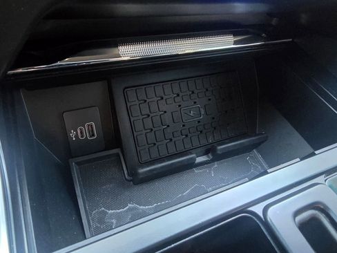 Used 2025 Ford F150 Raptor image 16