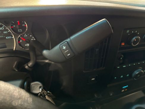 Used 2024 Chevrolet Express 2500 w/ Driver Convenience Package image 27