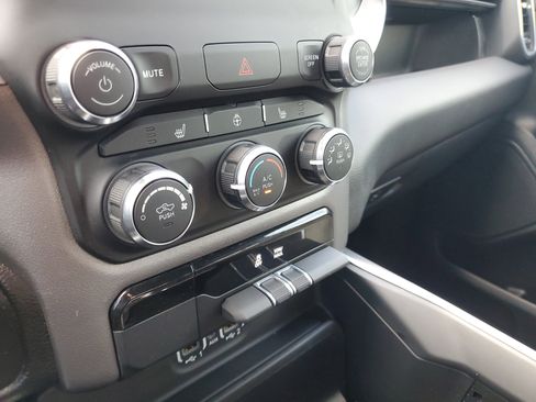 Used 2023 RAM 1500 Big Horn RWD image 23