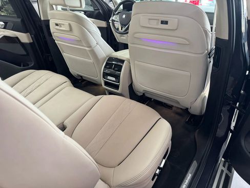 Used 2019 BMW X7 xDrive40i w/ Premium Package image 16