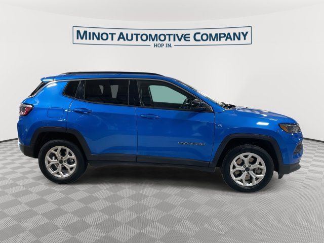 Certified 2025 Jeep Compass Latitude AWD/4WD image 10
