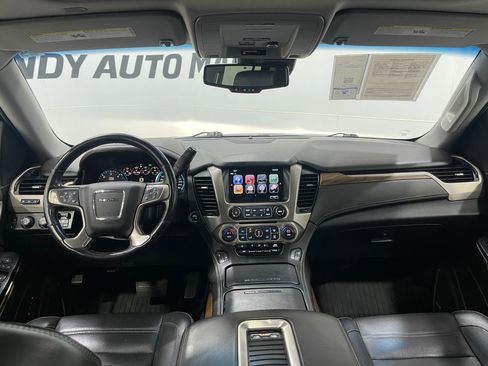 Used 2020 GMC Yukon XL Denali w/ Open Road Package image 17