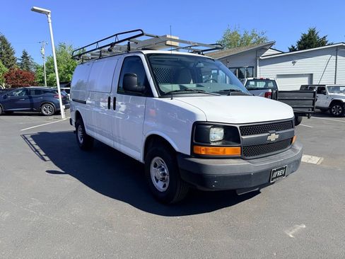 Used 2015 Chevrolet Express 3500 RWD image 7